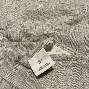 Restoration Hardware 2- 30"x42" HEATHERED HERRINGBONE COTTON-LINEN KING LOUNGER